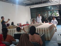 Alif Turiadi Gelar Pelatihan Pembuatan Kue Balok