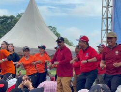 Ribuan TPP PKK se- Kabupten/Kota se-Kaltim memenuhi lokasi wisata Waduk Panji Sukarame Tenggarong