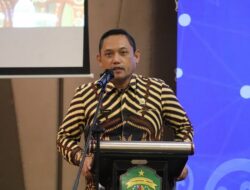 Seno Aji Kawal Pembangunan Drainese Di Kelurahan Loa Ipuh