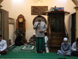Bupati Kukar Serahkan Bantuan Kepada Masjid Al-Ikhlas di Loa Ipuh