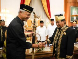 \Ganjar Pranowo Siap Alokasi Anggaran Untuk Kesultanan Se-Indonesia, Jika Terpilih Di 2024 Kelak