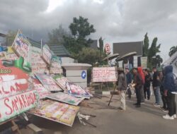 KPMKB Lancarkan Aksi Lantaran Geram Sistem CSR Di Berau Tidak Maksimal