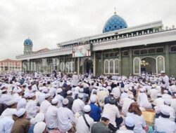 Peringatan Haul Guru Sekumpul, Rendi Solihin Berikan Fasilitas Bus Gratis Bagi Warga Kukar