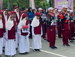 Lomba Gerak Jalan Dan Kreativitas Pendidikan Meriahkan Peringatan Hardiknas Di Kukar