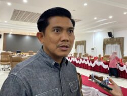 Andi Faiz Minta Segera Ada Solusi Terkait Terkait Trotoar BK Yang Rusak