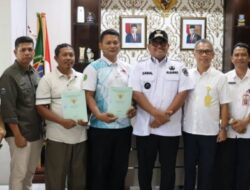 Pemkab PPU Fasilitasi Petambak Maridan, 20 Sertifikat Tanah Resmi Diserahkan
