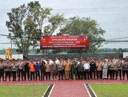 Bupati Kukar Pimpin Apel Operasi Ketupat Mahakam 2025