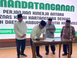 Bupati Kukar Terima Penghargaan atas Dukungan dalam Pengelolaan Zakat