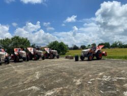 Dukung Program Optimalisasi Lahan, Bupati Kukar Serahkan Alat Pertanian