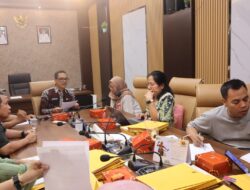 Timsel Terima 55 Pendaftar Ikuti Proses Seleksi dan Verifikasi Peserta Calon KPID Kaltim Periode 2025 – 2028