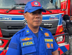 Bukan Sekadar Pemadam Api, Damkarmatan Kukar Tangani 900 Laporan Non-Kebakaran di 2025