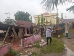 DPRD Samarinda Bersama Pemkot Beri Perhatian Terhadap Warga Terdampak Di Kelurahan Baqa